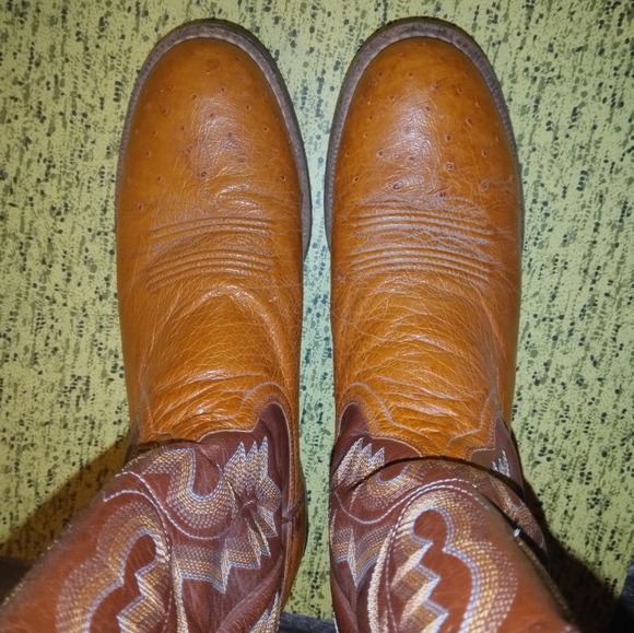 Ariat boots size 7 - Picture 2 of 7